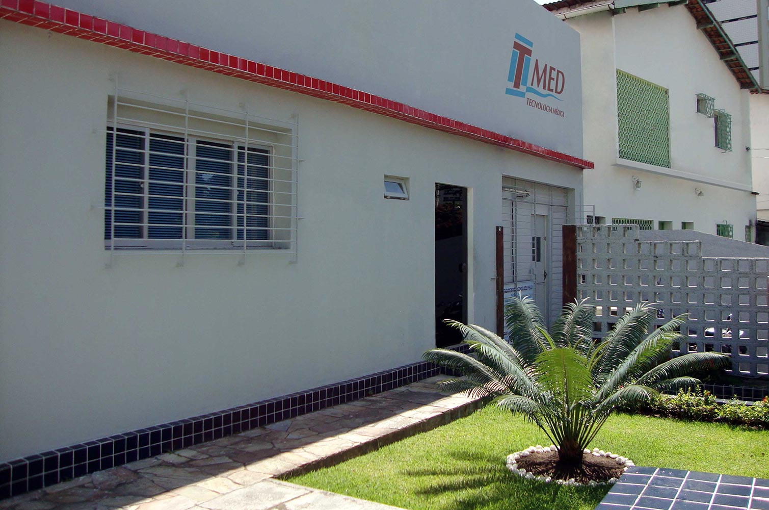 Fachada TMED