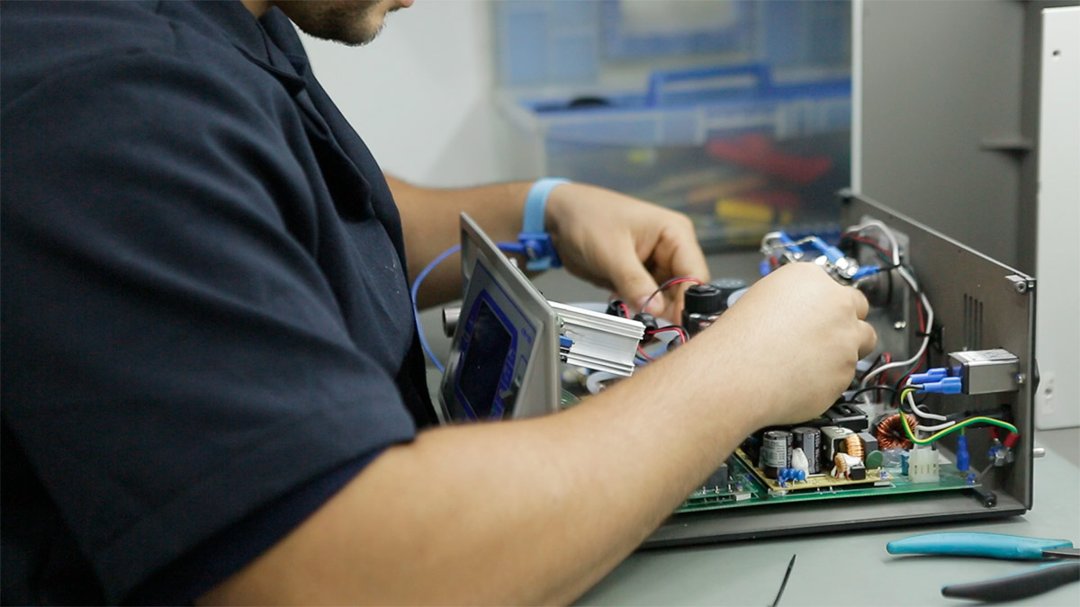 Assistência técnica Confiance Medical